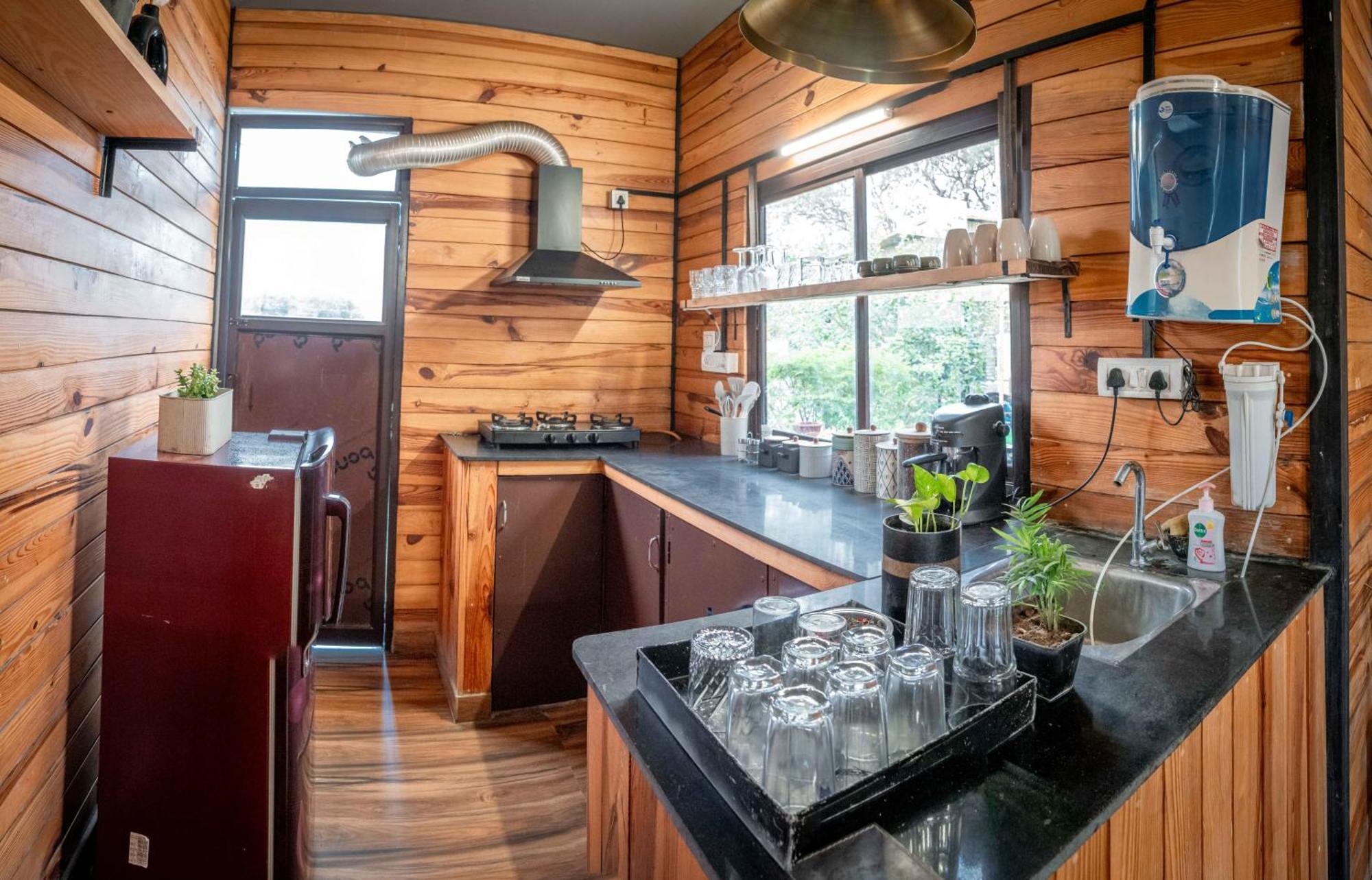 The Nirvana Nest Gurgaon Ngoại thất bức ảnh